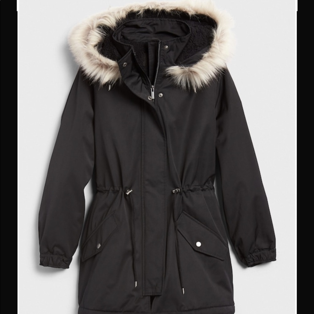 NWOT BLACK PETITE LARGE COAT HOODED FAUX FUR PARKA LP